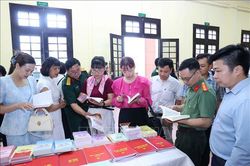 Bồi dưỡng lý luận chính trị cho trên 700 giảng viên, giáo viên khu vực phía Bắc