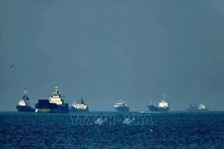 Iran cảnh báo phạt tiền, bắt giữ, tịch thu tàu vi phạm quy định qua eo biển Hormuz