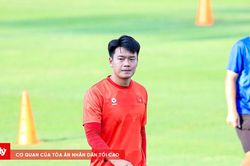 Nguyễn Thành Chung: Điểm tựa của hàng phòng ngự Việt Nam