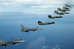 NATO đang tăng cường tuần tra trên không phận Ba Lan và các nước Baltic