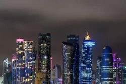 Nền kinh tế lao đao vì chiến tranh Mỹ - Iran, Chính phủ Qatar giảm mạnh chi tiêu