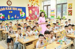 Chủ tịch UBND tỉnh Bắc Ninh chỉ đạo khai giảng năm học mới trang trọng, thiết thực