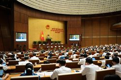 Quốc hội bấm n&uacute;t th&ocirc;ng qua Luật Ph&aacute;t triển đ&ocirc; thị