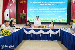 Ban Thường trực Ủy ban MTTQ Việt Nam thành phố Đồng Nai giám sát chuyển đối số tại xã Nha Bích và Lộc Thành