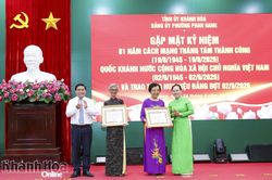 Đảng ủy phường Phan Rang gặp mặt kỷ niệm 81 năm Cách mạng Tháng Tám thành công và Quốc khánh 2-9