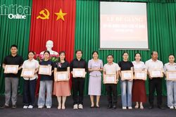 Trung tâm Chính trị xã Ninh Phước bế giảng lớp bồi dưỡng nhận thức về Đảng năm 2026