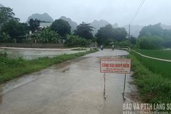 Mưa bão gây ngập úng nhiều điểm tại xã Vân Nham
