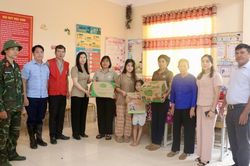 Lãnh đạo UBND tỉnh kiểm tra công tác ứng phó, khắc phục thiệt hại do mưa bão tại xã Kiên Mộc và Khuất Xá
