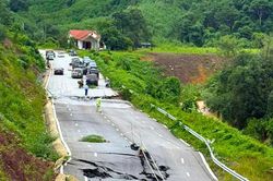 8 vị trí trên quốc lộ còn tắc do mưa lũ, Lạng Sơn và Cao Bằng bị ảnh hưởng