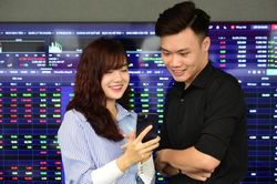 Chứng khoán phái sinh ngày 24/8: Sắc xanh tiếp tục phủ rộng, chênh lệch dương thu hẹp