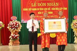 Hà Tĩnh: Đền Trung Thịnh nơi lưu giữ nghề thuốc và bảo tồn dân ca.
