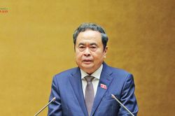 Thành công của Kỳ họp tiếp tục là minh chứng sinh động của ý Đảng hợp với lòng dân, chủ động xử lý ngay những vấn đề phát sinh từ thực tiễn