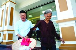 Ngân hàng số… về làng
