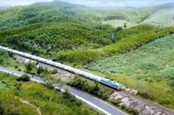 Đường sắt Lào Cai - Hà Nội - Hải Phòng tăng vốn thêm 86.100 tỷ đồng