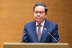 Khơi thông nguồn lực, tạo thuận lợi hơn cho người dân, doanh nghiệp