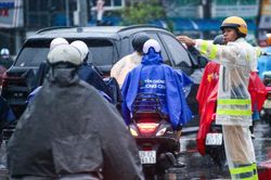 Chủ động từ sớm, hạn chế ùn tắc trong mưa bão