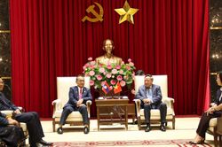 Hà Nội - Viêng Chăn trao đổi kinh nghiệm công tác Mặt trận