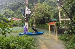 Phục Hòa mưa lớn gây ngập úng, chia cắt một số khu vực