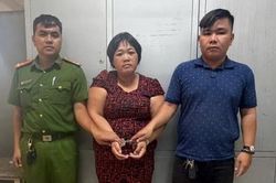 Lật mặt những chiêu trò lừa người bán vé số dạo