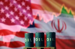 Ông Trump phát động 'chiến tranh kinh tế': Cú đấm thép buộc Iran nhượng bộ?
