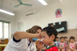 Bệnh tay - chân - miệng vào mùa: Phòng, chống dịch theo hướng chủ động