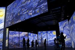 Bí mật ly kỳ nhất trong bức tranh Đêm đầy sao của Van Gogh