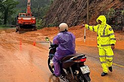 6 tỉnh, thành được cảnh báo nguy cơ ngập sâu, sạt lở sau bão số 4