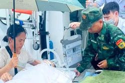 Liên tiếp mở 'luồng xanh' đưa bệnh nhân qua biên giới cấp cứu
