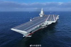 Chưa hoàn thiện tàu sân bay Type 004 đã trở thành chiến hạm lớn nhất của Trung Quốc