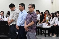 Xét xử vụ 'ăn chặn' tiền của sinh viên: Cựu Hiệu trưởng Trường Cao đẳng du lịch Hà Nội lĩnh 3 năm tù