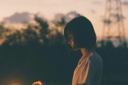 Khi còn trẻ, dẫu mệt mỏi cũng đừng buông bỏ
