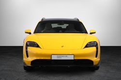'Không có chuyện' Porsche Taycan bị khai tử