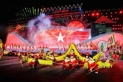 Quảng Ninh lên thành phố: Dấu mốc đặc biệt trong lịch sử phát triển