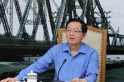 Gỡ điểm nghẽn thực chất, tạo thuận lợi cho doanh nghiệp đóng góp vào tăng trưởng hai con số