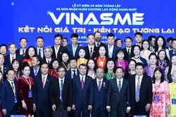 [Ảnh] Thủ tướng Lê Minh Hưng dự Lễ kỷ niệm 20 năm thành lập VINASME