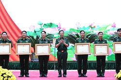 Tiếp tục nâng cao hiệu quả tham gia xây dựng khu vực biên giới trong tình hình mới