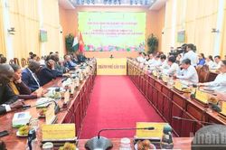 Chủ tịch Quốc hội Bờ Biển Ngà làm việc với lãnh đạo thành phố Cần Thơ