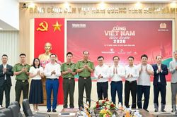 [Ảnh] Lễ công bố Hoạt động đi bộ toàn quốc 'Cùng Việt Nam tiến bước' năm 2026 -Hành trình '10 tỷ bước xanh-Vì Việt Nam vững bền'