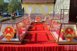13 bộ h&agrave;i cốt liệt sĩ được t&igrave;m thấy tại Th&agrave;nh cổ Di&ecirc;n Kh&aacute;nh