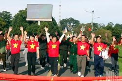 Lâm Đồng sẵn sàng đồng hành chương trình 'Cùng Việt Nam tiến bước'