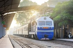 Tiếp tục dừng tàu liên vận quốc tế do mưa lũ