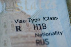Mỹ đề xuất thu phí hơn 100.000 USD đối với thị thực H-1B