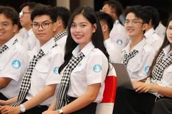 Hội Sinh vi&ecirc;n Việt Nam y&ecirc;u cầu đổi c&aacute;ch l&agrave;m, lấy sinh vi&ecirc;n l&agrave;m trung t&acirc;m