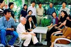 Lưu giữ kỷ vật vượt thời gian