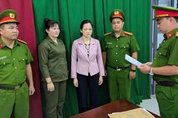 Chủ nha khoa Tuyết Chinh bị đề nghị 3 năm tù nhưng cho hưởng án treo
