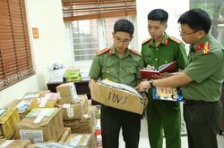 Ngăn sách giả tuồn vào thị trường trước thềm năm học mới