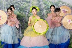 Hơn 200 mẫu nhí bước vào 'khu vườn diệu kỳ' của Shining Moments 2026