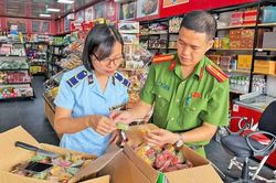 Bộ Y tế yêu cầu công khai nơi bán bánh Trung thu, thực phẩm vi phạm