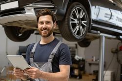 Sai lầm bảo dưỡng xe khiến bạn mất tiền oan cho thợ