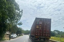 Phú Thọ: Khởi tố lái xe đầu kéo lùi xe gây tai nạn khiến một người tử vong